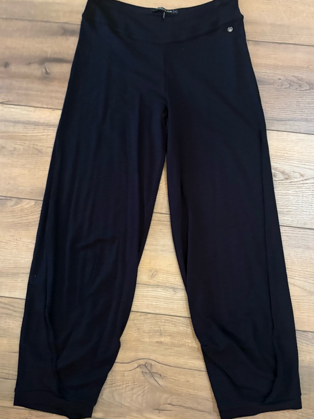 Black Wide-Leg Women's Trousers
